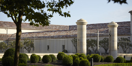 Chateau de Fieuzal Eingangstor